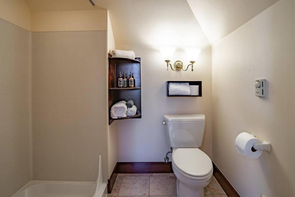 Hébergement de vacances Charming In Capitol Hill - Foxglove Rm 8 Seattle